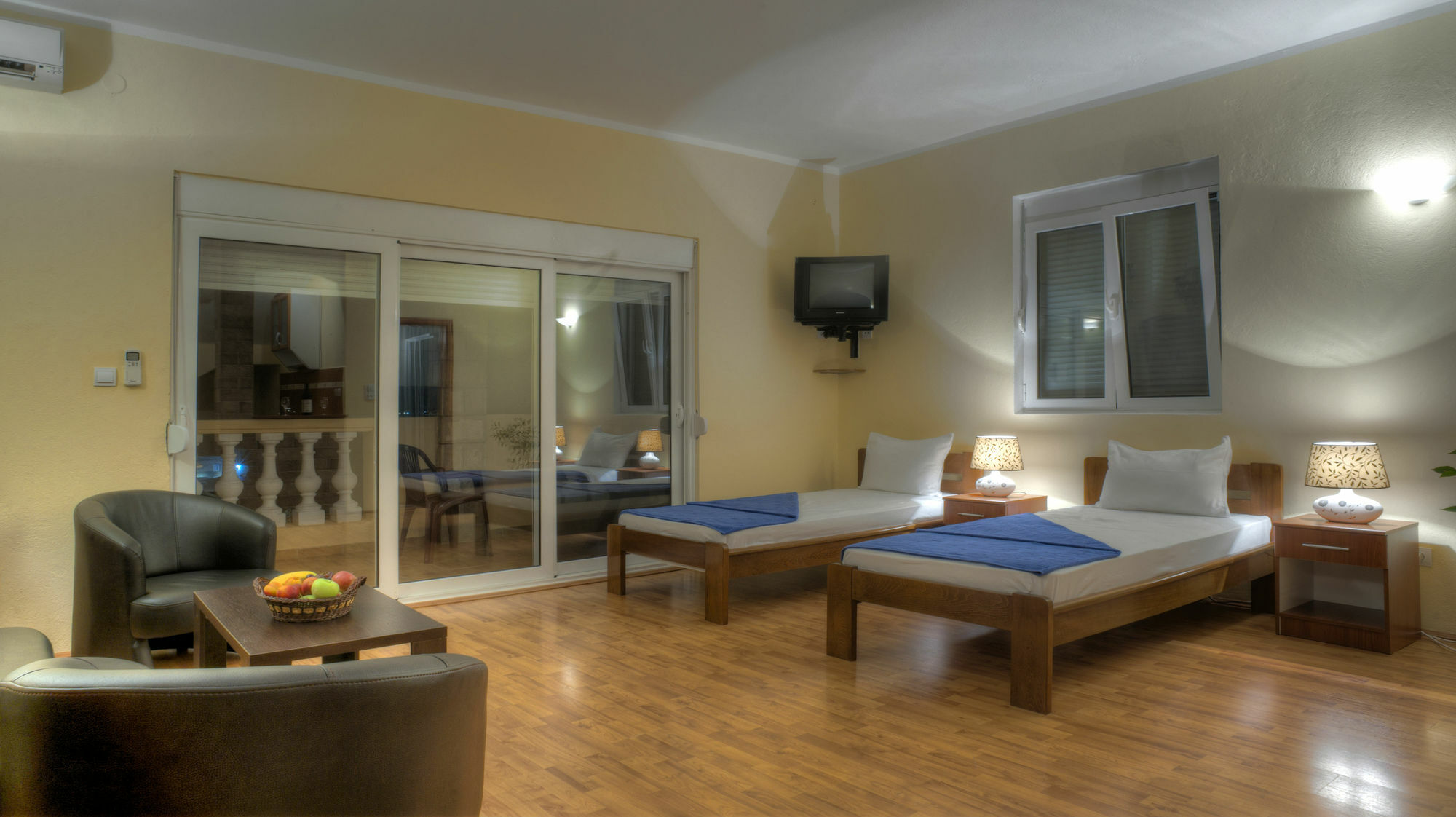 Castellamare Residence Петровац Экстерьер фото